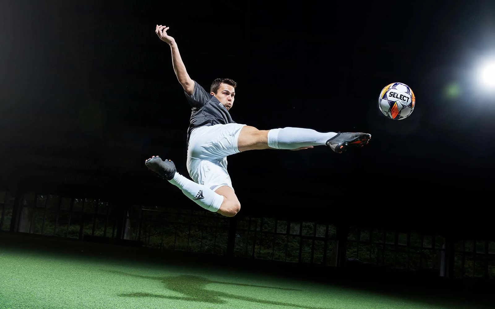 点提供坚实 点提供坚实